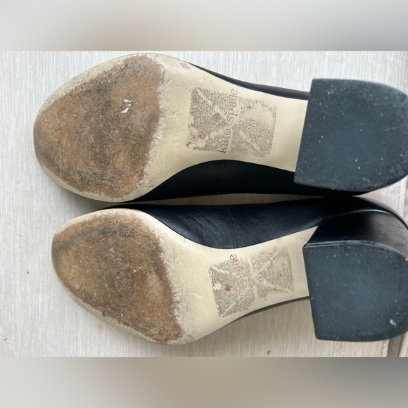 Kate Spade Black Leather Pumps Size 7 - Picture 6 of 10